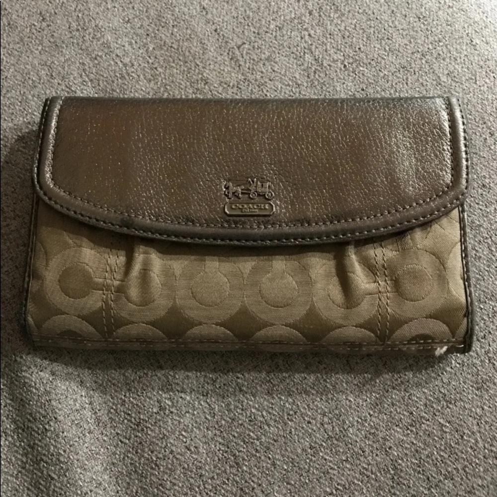 Coach wallet